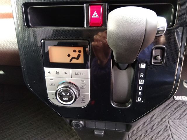 TOYOTA ROOMY 2018 Image 31