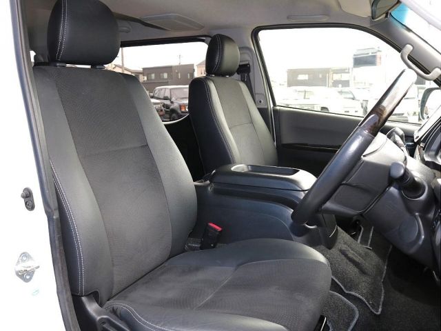 TOYOTA REGIUSACE VAN 4WD 2015 Image 31