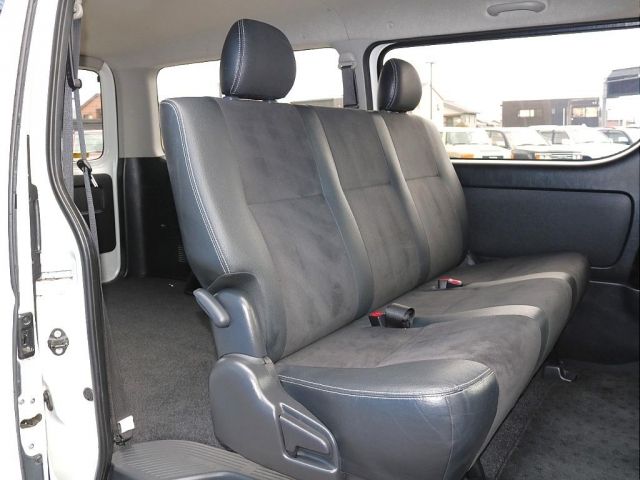 TOYOTA REGIUSACE VAN 4WD 2015 Image 31