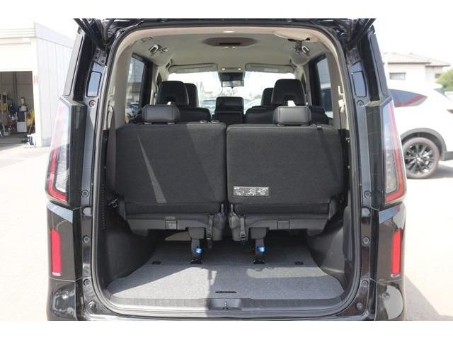 NISSAN SERENA  WG 2023 Image 31