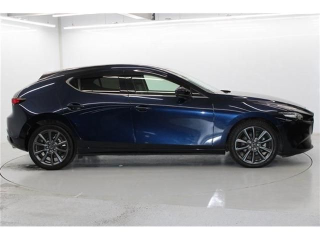 MAZDA 3 FASTBACK 2019 Image 31