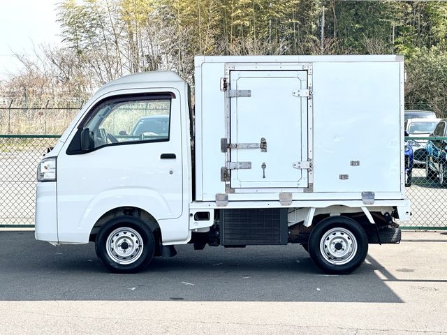 DAIHATSU HIJET TRUCK 2015 Image 31