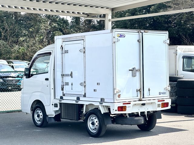 DAIHATSU HIJET TRUCK 2015 Image 31
