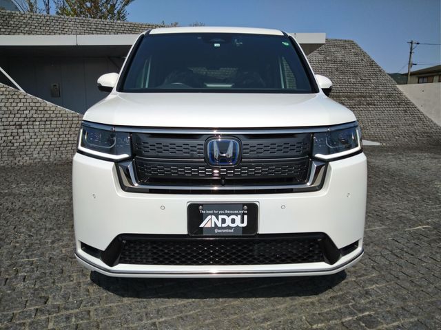 HONDA STEPWAGON E:HEV SPAD 2022 Image 31