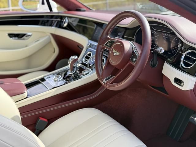 BENTLEY COUPE 2020 Image 31