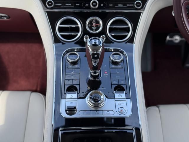 BENTLEY COUPE 2020 Image 31