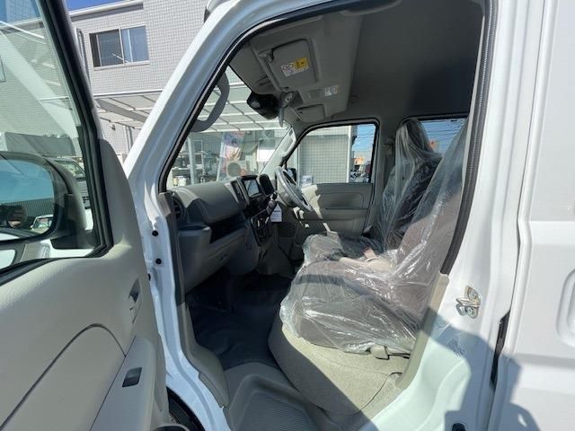 NISSAN NV100 CLIPPER 2024 Image 31