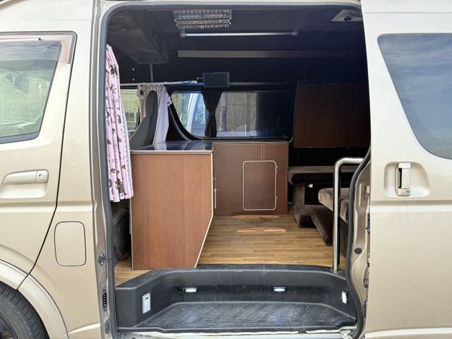 TOYOTA HIACE VAN 2WD 2011 Image 31