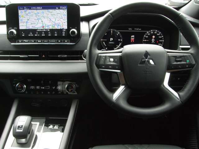 MITSUBISHI OUTLANDER PHEV 2024 Image 31
