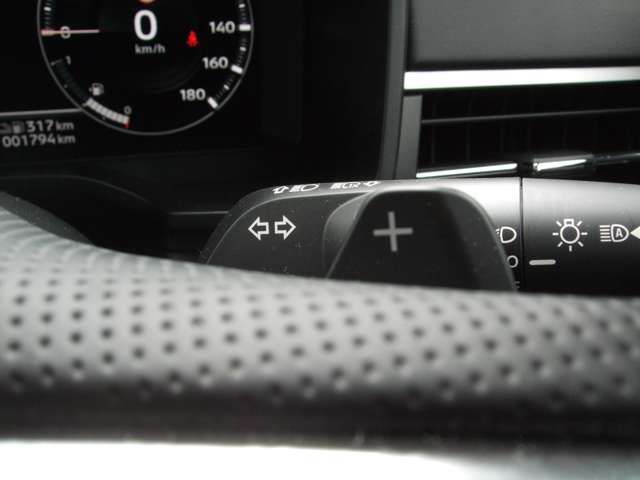 MITSUBISHI OUTLANDER PHEV 2024 Image 31