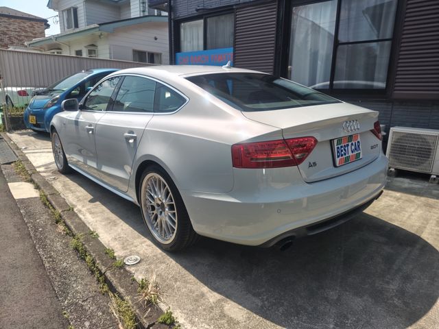 AUDI A5 SPORTBACK 2010 Image 31