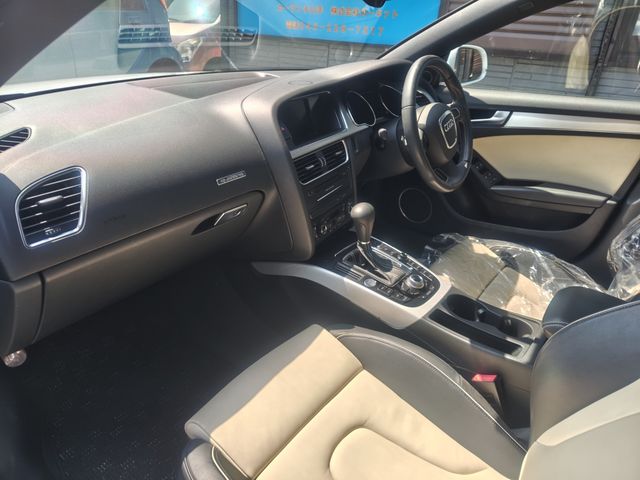 AUDI A5 SPORTBACK 2010 Image 31