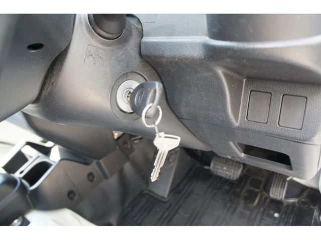 DAIHATSU HIJET TRUCK 2018 Image 31