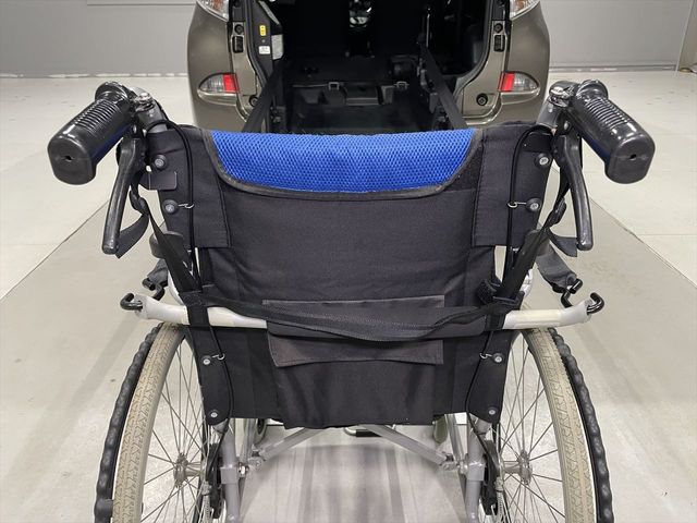 TOYOTA RACTIS 2014 Image 31