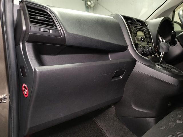 TOYOTA RACTIS 2014 Image 31