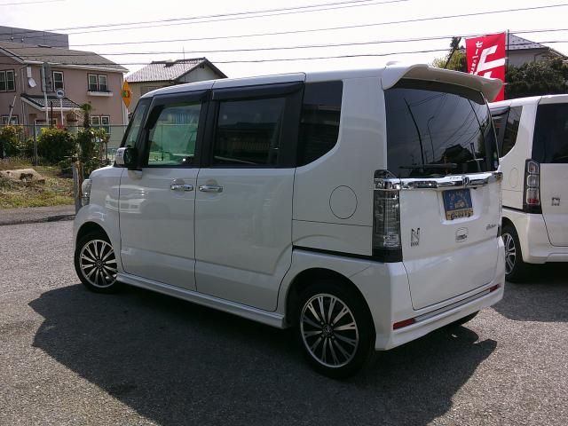 HONDA N BOX CUSTOM 2016 Image 31