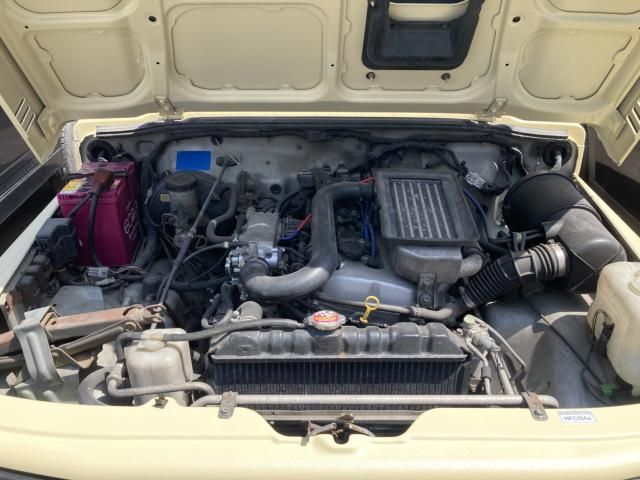 SUZUKI JIMNY 4WD 1996 Image 31