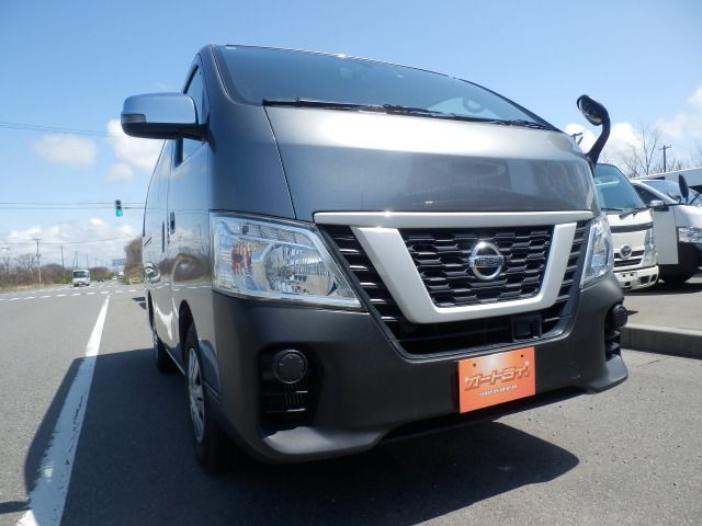 NISSAN NV350 CARAVAN 4WD 2020 Image 31