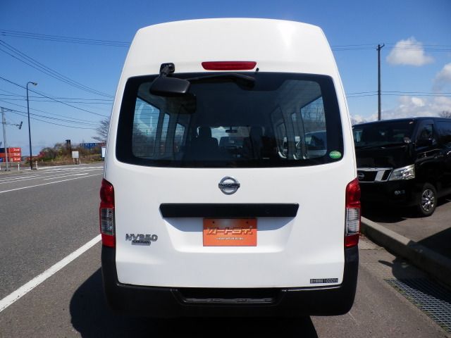NISSAN NV350 CARAVAN 4WD 2014 Image 31