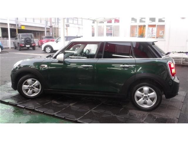 BMW MINI COOPER 5DOOR 2018 Image 31