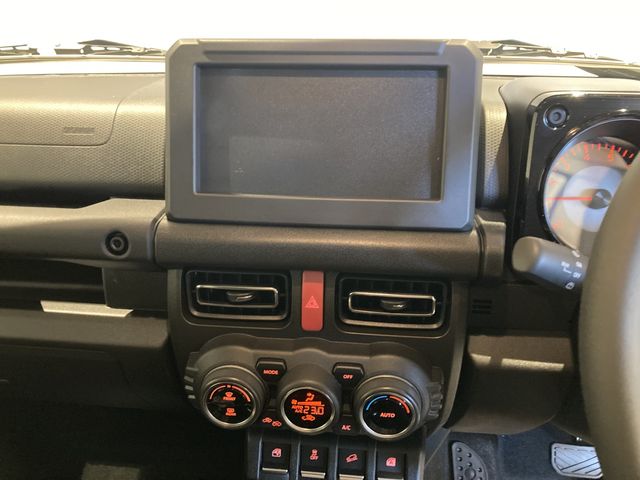 SUZUKI JIMNY 4WD 2025 Image 31