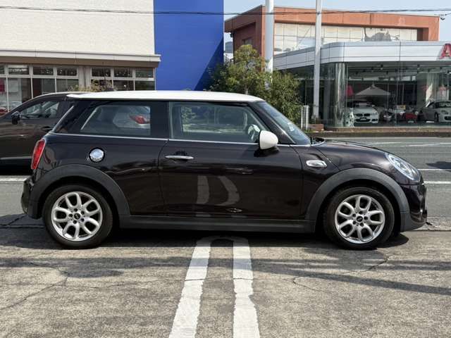 BMW MINI COOPER S 2016 Image 31