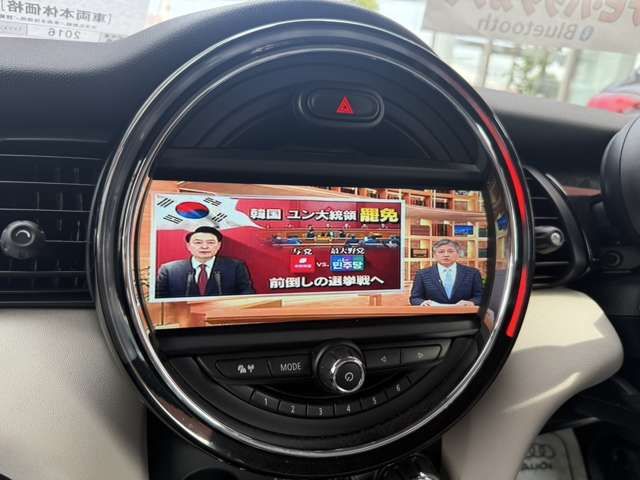 BMW MINI COOPER S 2016 Image 31