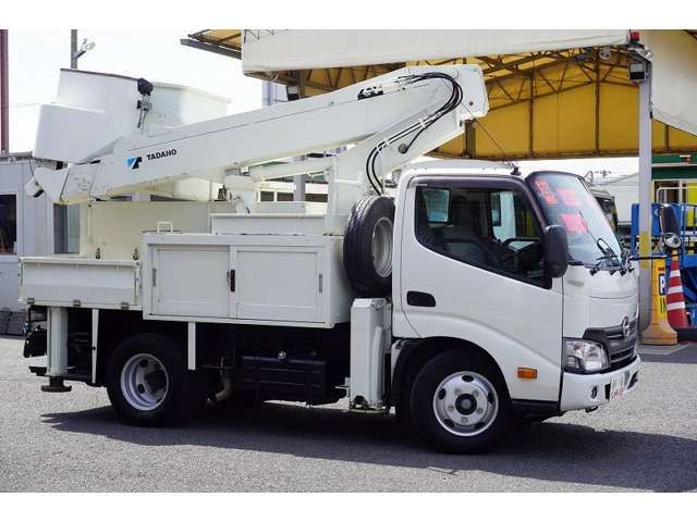 HINO DUTRO 2017 Image 31