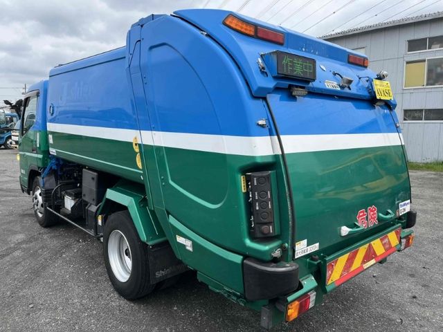 MITSUBISHI CANTER 2018 Image 31