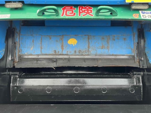 MITSUBISHI CANTER 2018 Image 31