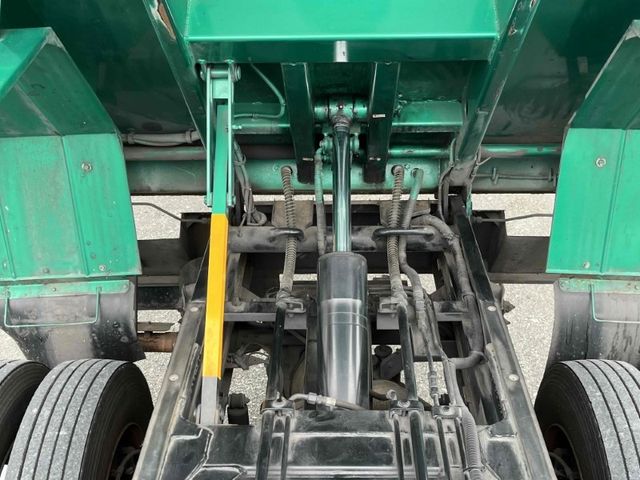 MITSUBISHI CANTER 2018 Image 31