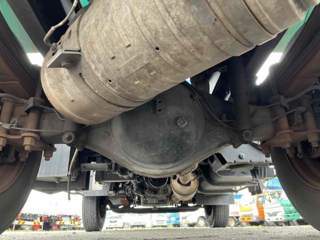 MITSUBISHI CANTER 2018 Image 31