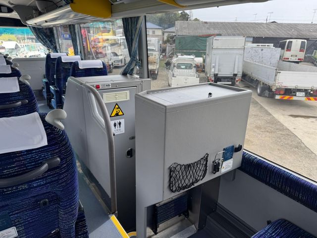 ISUZU GALA 2012 Image 31