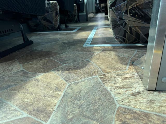 ISUZU GALA 2014 Image 31