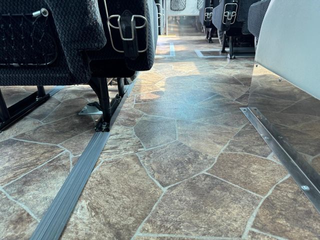 ISUZU GALA 2014 Image 31