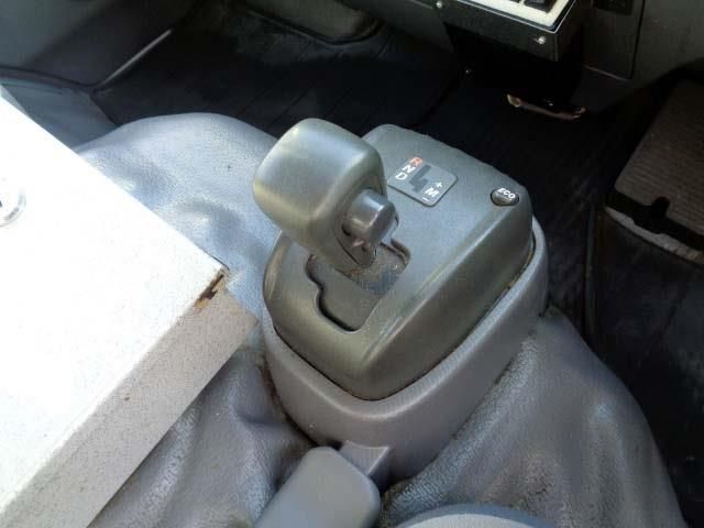 ISUZU  2013 Image 31