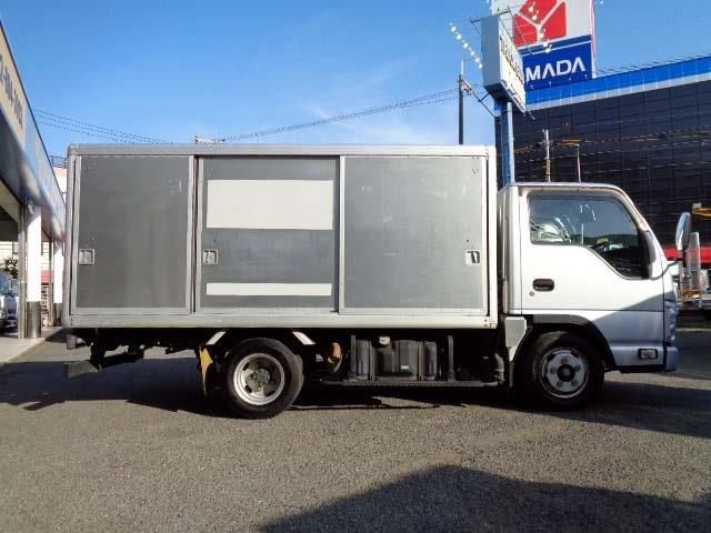 ISUZU  2013 Image 31