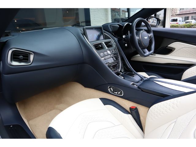 ASTON MARTIN ASTON MARTIN 2020 Image 31