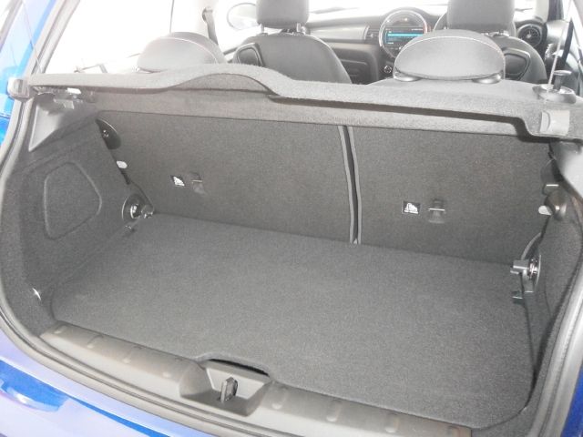 BMW MINI COOPER 2018 Image 31