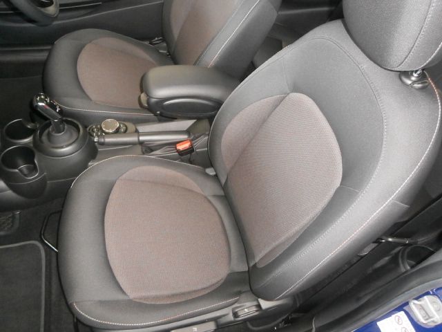 BMW MINI COOPER 2018 Image 31