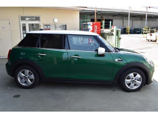 BMW MINI COOPER D 5DOOR 2021 Image 31