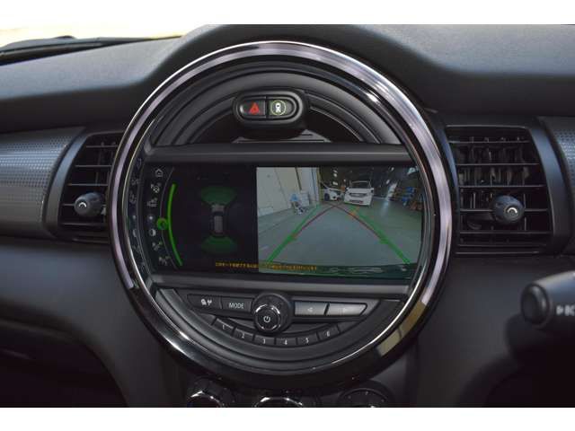 BMW MINI COOPER D 5DOOR 2021 Image 31