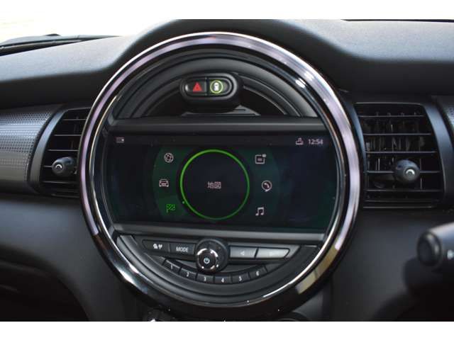 BMW MINI COOPER D 5DOOR 2021 Image 31