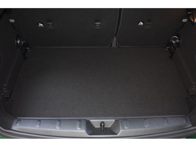 BMW MINI COOPER D 5DOOR 2021 Image 31