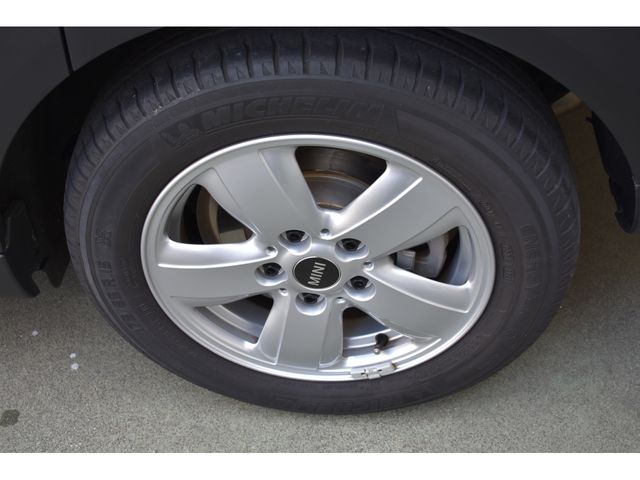 BMW MINI COOPER D 5DOOR 2021 Image 31