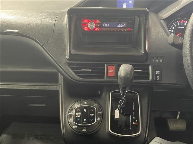 TOYOTA NOAH 4WD 2017 Image 31