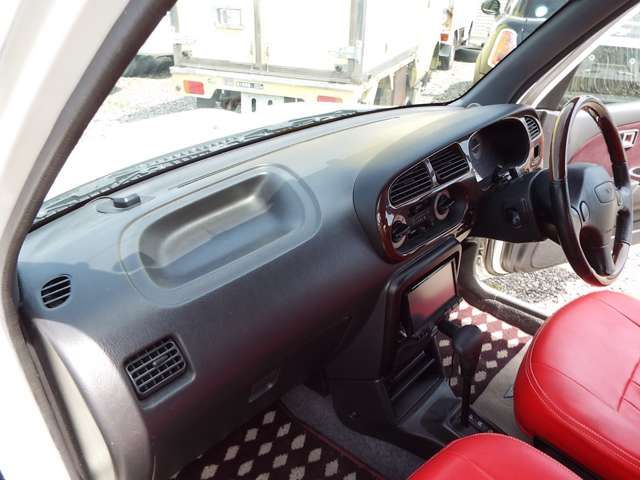 DAIHATSU MIRA GINO 1999 Image 31