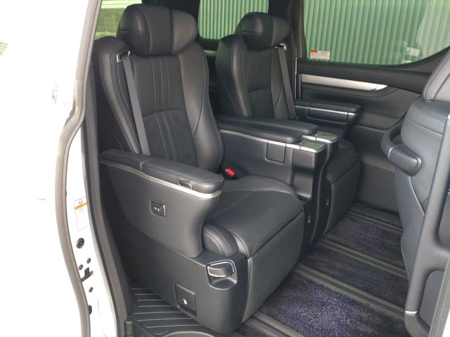 TOYOTA ALPHARD HYBRID 4WD 2018 Image 31