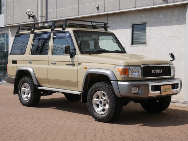 TOYOTA LANDCRUISER VAN 2015 Image 31