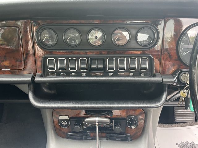 DAIMLER  1972 Image 31